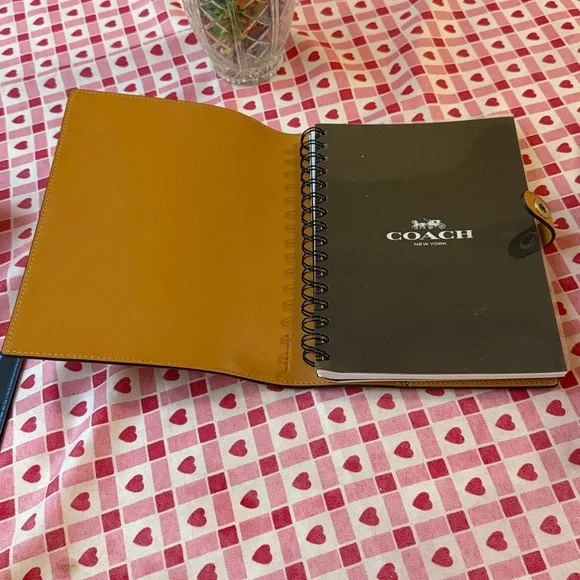 ๐ COACH NOTEBOOK ๐ NWT ๐ - Picture 12 of 16